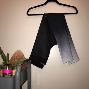 Pro Hyperwarm ombré stretch-jersey leggings